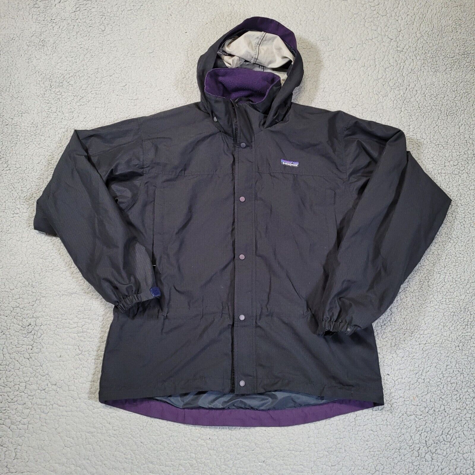 Vintage Patagonia Parka Jacket M Black Zip Snap Hooded Long Sleeve Outdoors