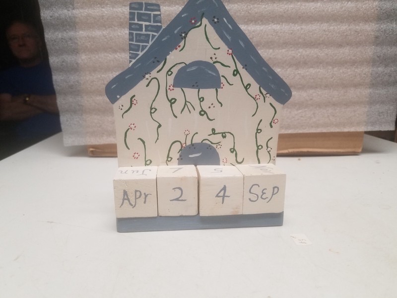 Handmade Wooden Block cottage Style Calendar