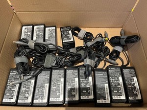 13x Original Netzteil Ladegerät IBM Lenovo Thinkpad Laptops 90W 20V (gebraucht)