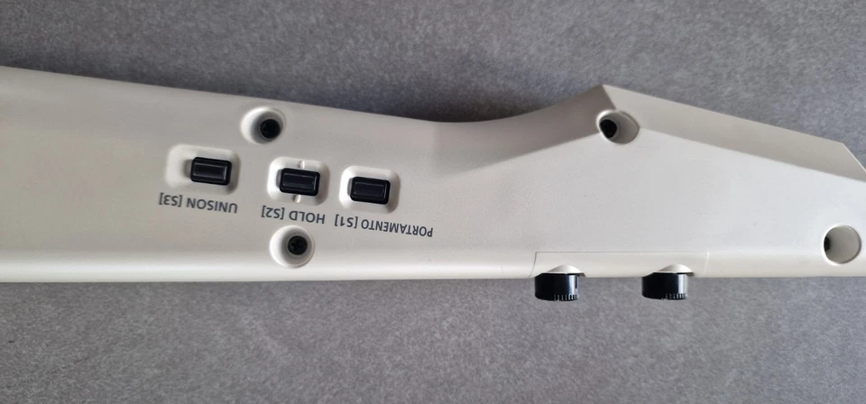 ROLAND AX-EDGE Synthesizer keytar AX EDGE - Bild 3 von 4