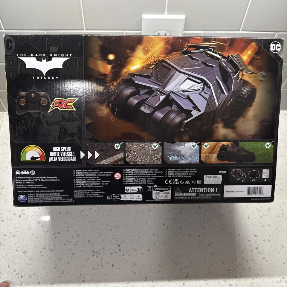 DC Batman Batimóvil Vaso RC Control Remoto Coche por Spinmaster Nuevo, Sellado Foto 2 de 4