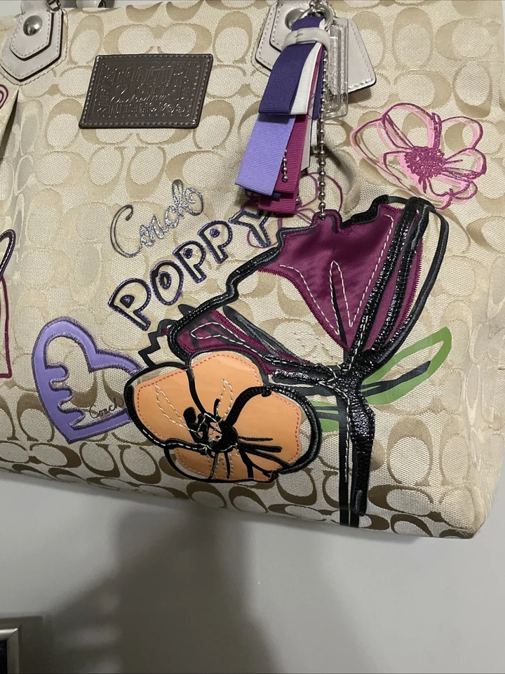 Сумка с короткими ручками Y2K Coach маковая холщовая с подписью C цветочный принт со всеми оригинальными бирками - Изображение 2 из 4