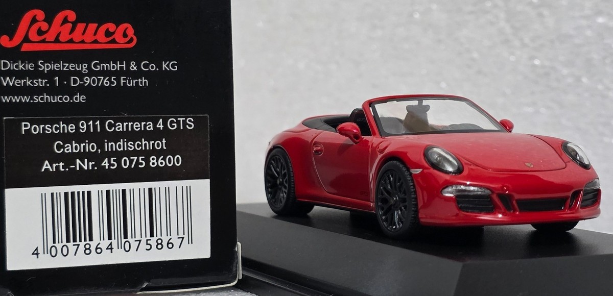 Porsche 911 (991) Carrera 4 GTS Cabriolet 2015 Red 1:43 Schuco