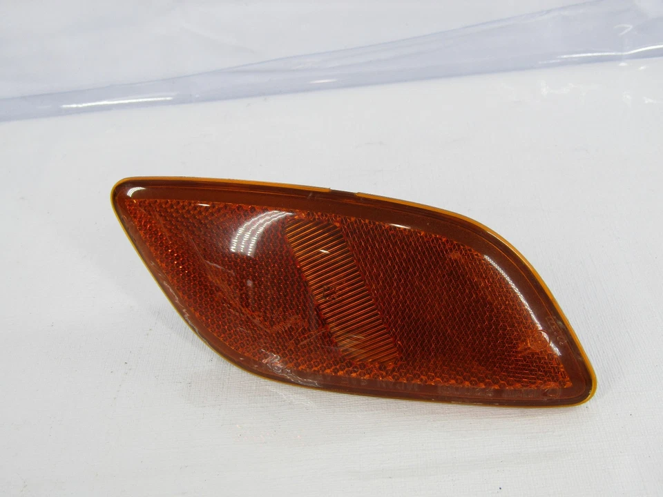 2002-2004 Subaru Impreza Driver Left Front Side Bumper Light OEM - Image 2 of 4