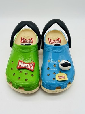 Crocs Pringles Classic Clog Mismatched Green Blue Mustache Strap Men 7 Women 9