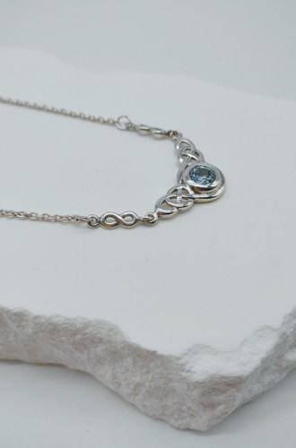 VINTAGE STERLING SILVER KIT HEATH BLUE TOPAZ CELTIC NECKLACE - Picture 8 of 9