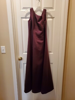 Gorgeous Michaelangelo Formal Bridesmaid Gown Purple Sz 8.Button Back Detail EUC