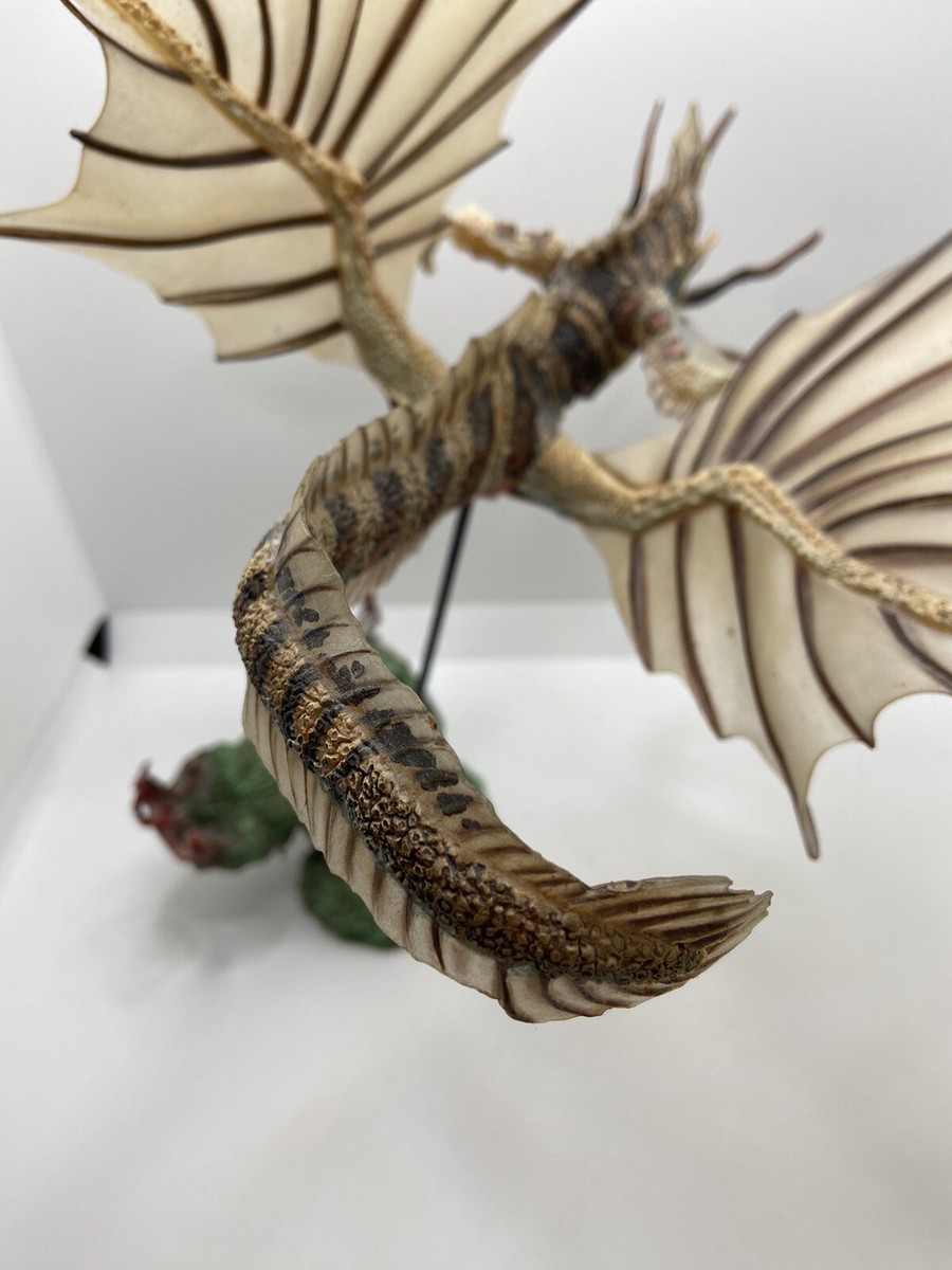 McFarlane Dragons series 3 Quest for Lost King Water Dragon