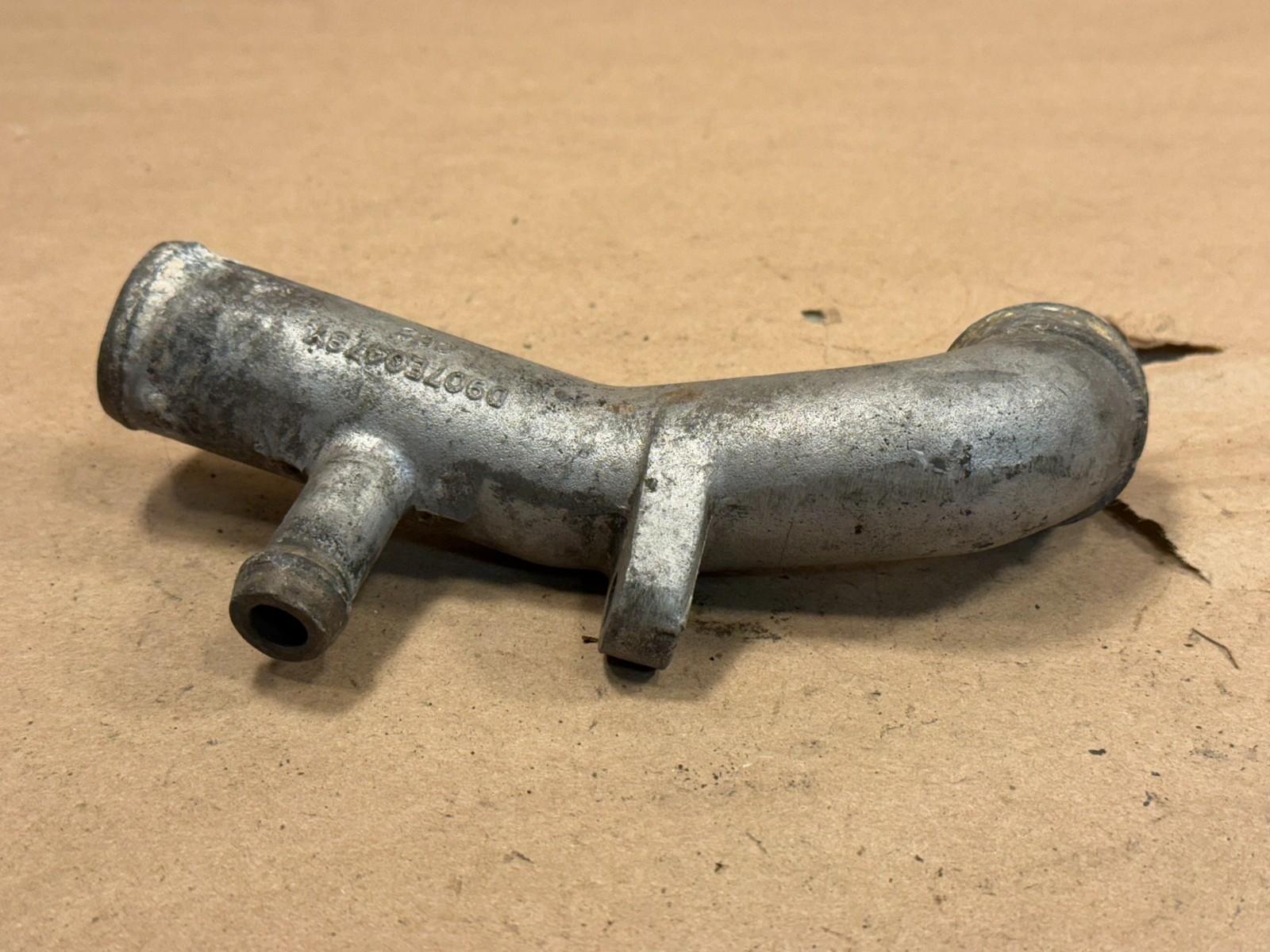 Lotus Excel Coolant pipe