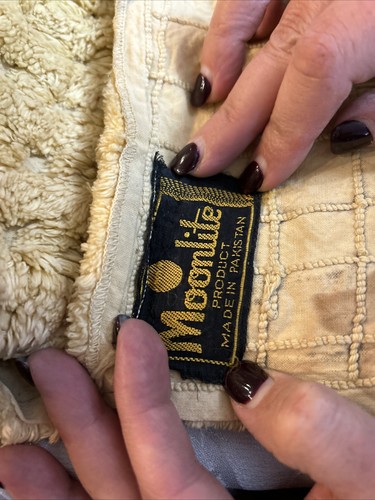 Vintage Cotton Chenille Yellow King Size Bedspread 104"x82" - Picture 9 of 9