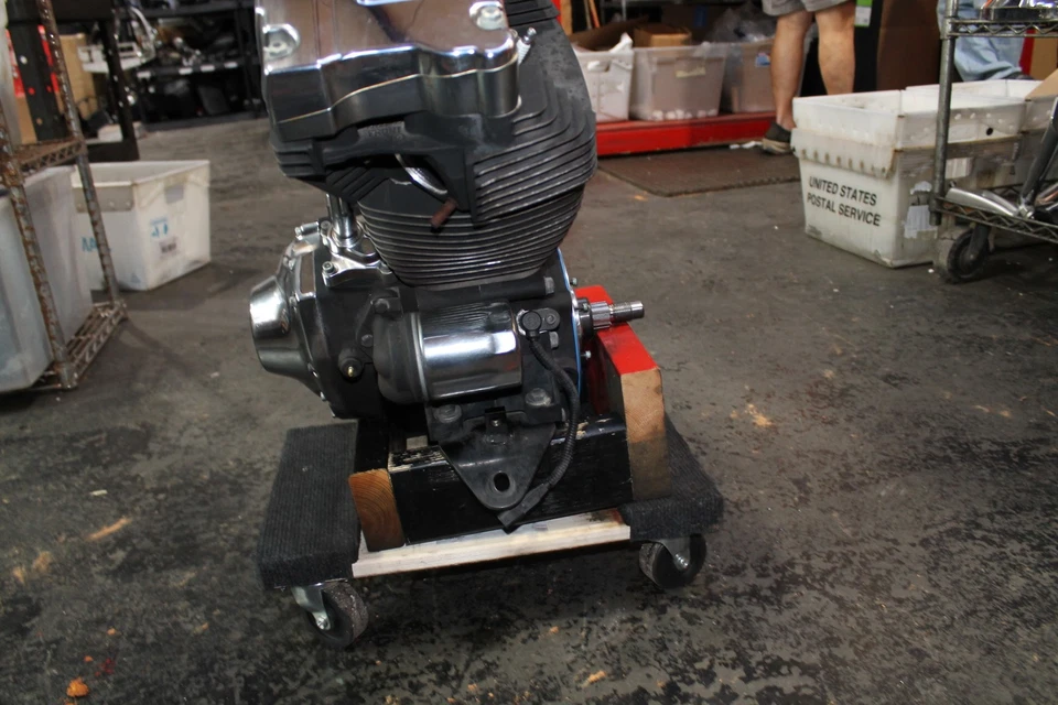 1466 05 MOTOR HARLEY-DAVIDSON MOTOR A 88CI DOBLE CÁMARA EFI FLH TOURING Foto 4 de 4