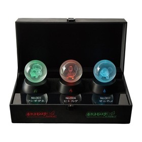 Nintendo Switch Pokemon FireRed Special Edition 30th Poke Ball Set