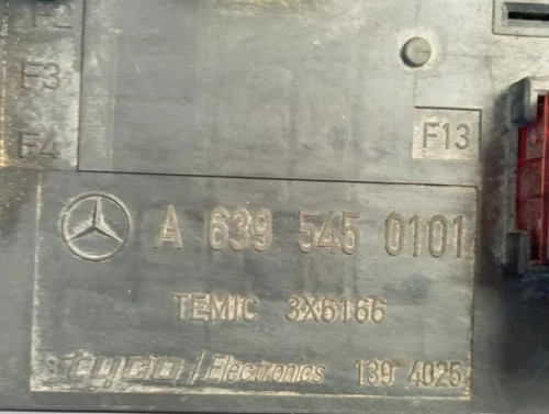 6395450201 Caja Reles/Fusibles para MERCEDES-BENZ VITO BASIC-KOMBI (639) 6968468 - Imagen 3 de 10