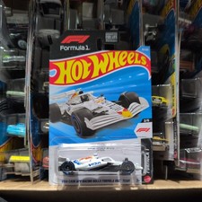 2026 Hot Wheels Visa Cash App Racing Bulls Formula 1 F1 Team Case D NEW