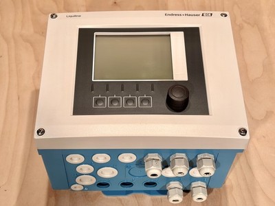 Endress+Hauser Liquiline CM442 CM442-2LA7 0 Transmitter