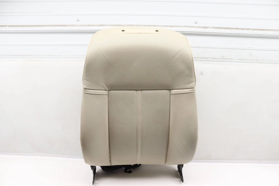 2002-2005 BMW 745LI - Front Upper SEAT Backrest Cushion Assembly 7018586 - Image 3 of 4