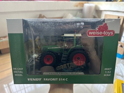 Fendt Favorit 514C Tractor Farm 1:32 Scale DieCast Model New in Box Gift