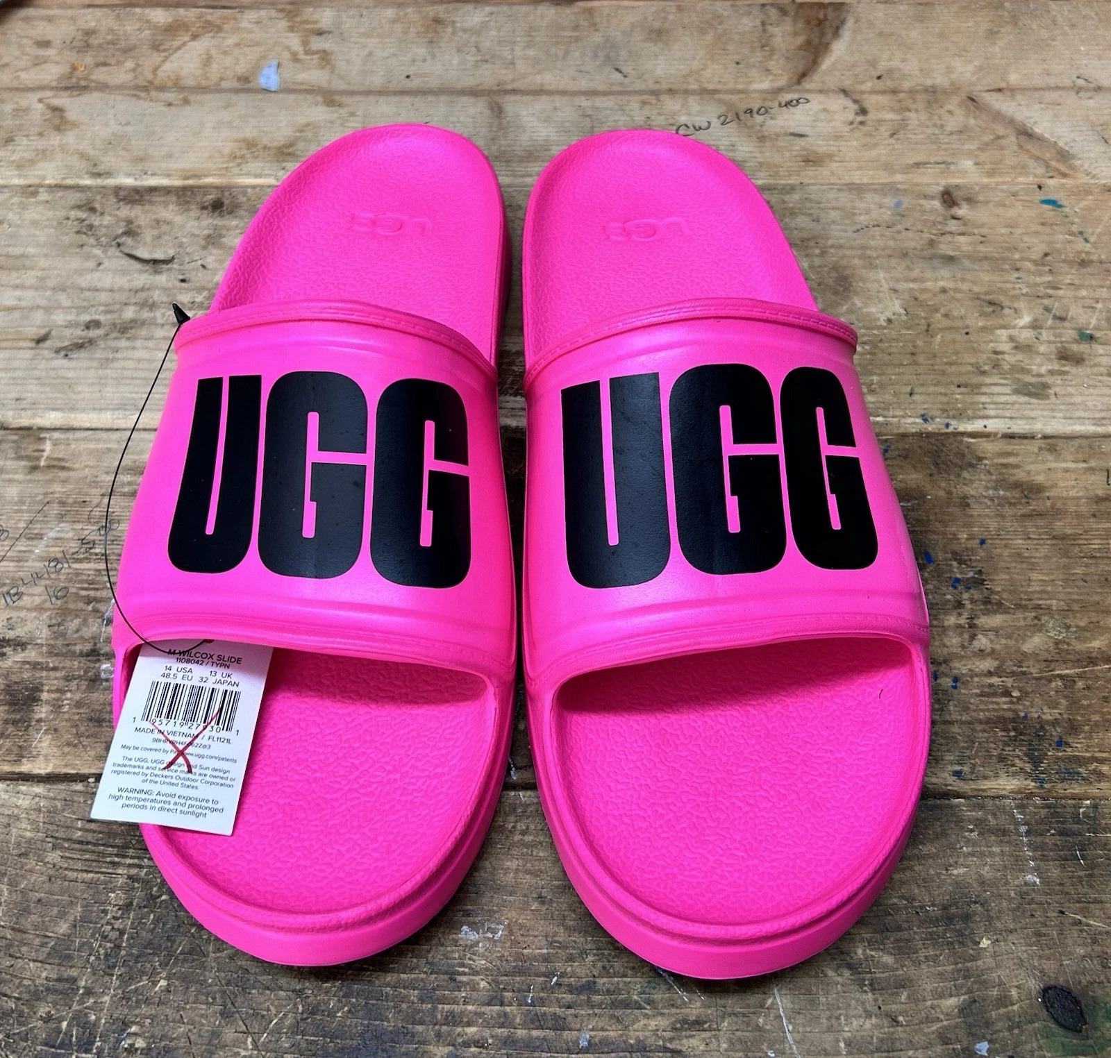 Scivoli Ugg uomo con logo Wilcox SN 1108042 ROSA taglia 14