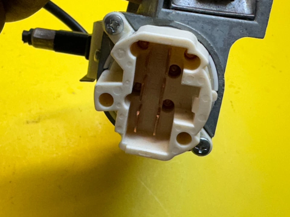 Nissan Versa Note 2015-2018 interruptor de encendido bloqueo con llave OEM Foto 3 de 4