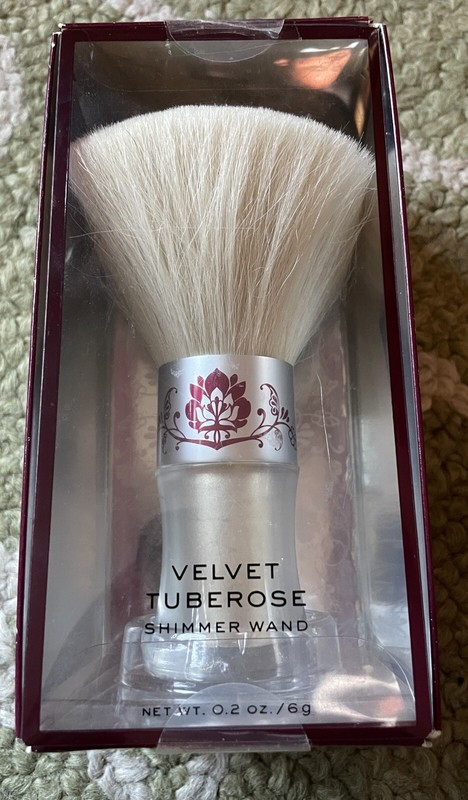 (1) Bath & Body Works VELVET TUBEROSE Shimmer Wand - NEW!