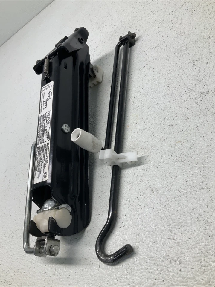 Mercedes Benz CLK500 2003 04 05 2006 gato de neumático de repuesto de emergencia A2035830715 OEM Foto 2 de 4