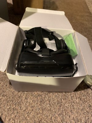 VR glasses Virtual Reality in box black goggles Look like Brookstone