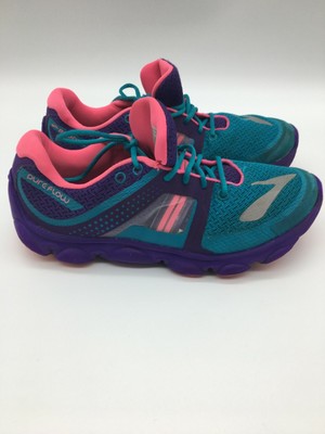 brooks kids sneakers