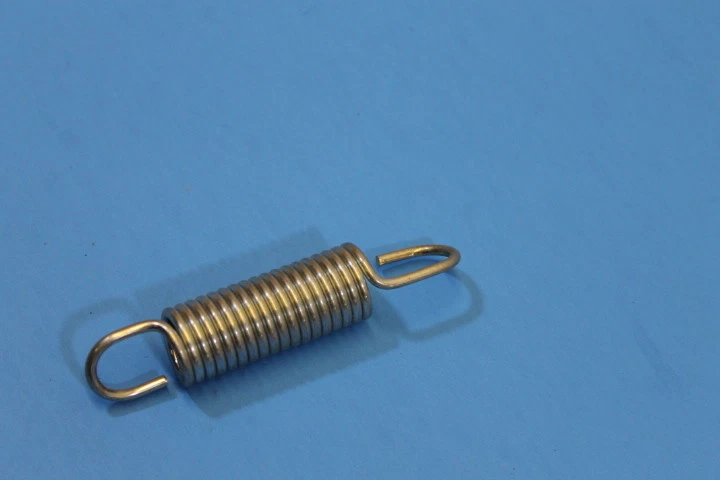 NOS YAMAHA XS1 YA6 SR250 TRX650 TENSION SPRING PART# 90506-23045-00 Foto 2 de 3