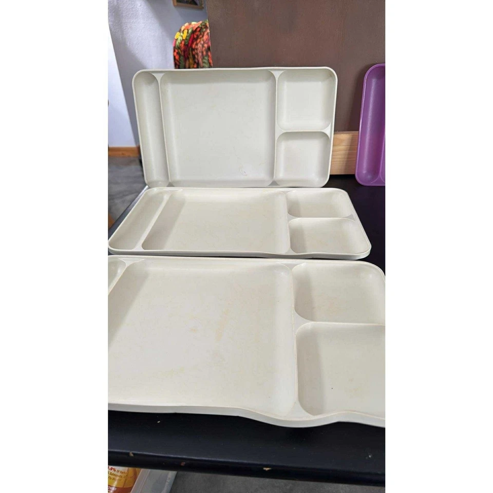6 件老式特百惠白色和 1 件紫色分盘午餐野餐野营 — 第 2/4 张图片