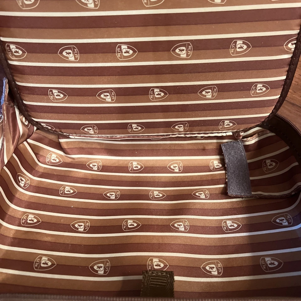 Estuche/bolsa pequeña de maquillaje equipaje de lados duros de piel de serpiente HEYS Foto 2 de 4