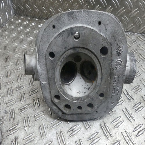 BMW R60 600 6 Zylinderkopf links Motor 56134