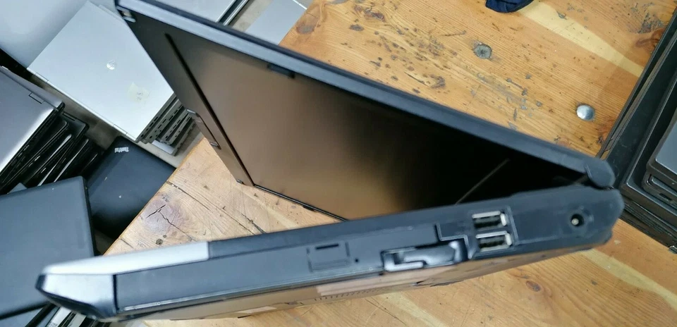 14.1" FUJITSU S762 i5 3210M 8GB RAM 120GB SSD 1366 X 768 WIN 10 - Imagen 3 de 4