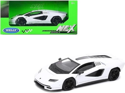 Lamborghini Countach LPI 800-4 1/24 Scale Diecast Model - White - WINDOW BOX