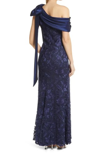 Tadashi Shoji Navy Blue Lace Draped One-shoulder Gown W/ Taffeta Bow Sz 6 $548 - Picture 3 of 3