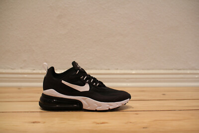 Nike Air Max 270 React WMNS Schwarz Weiß Gr. 37,5 UK 4 NEU AT6174 004