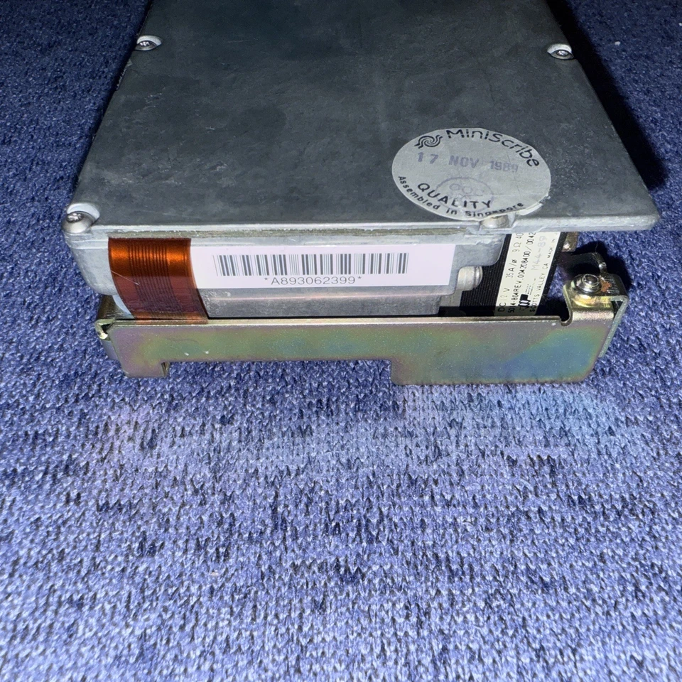 🍏 Apple 20MB Miniscribe 8425SA Hard Drive (Parts) - Image 3 of 4
