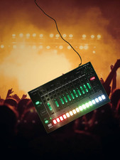 Roland TR-8 TR8 TR 8 Drum Machine Aira
