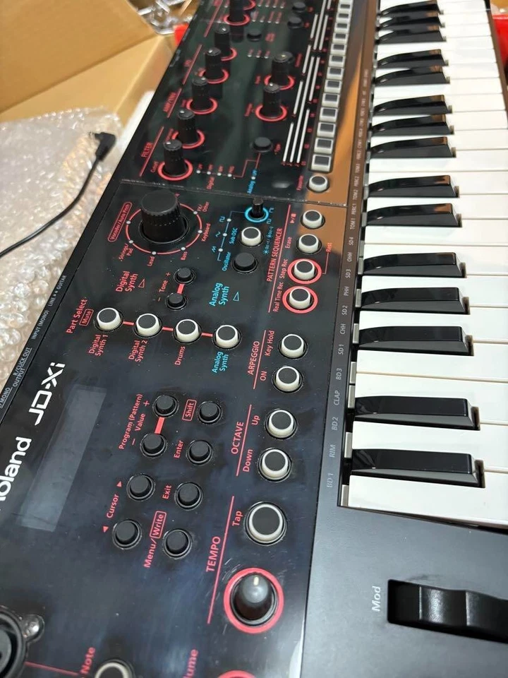 Roland JD-XI Synthesizer Analog Keyboard Black keyboard Music Instruments - Image 2 of 4