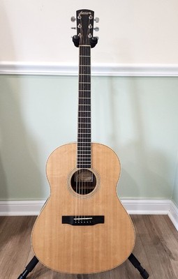 Larrivee L-03 with factory built-in B Band pickup and preamp