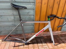VITUS ZENIUM DISC BRAKE ROAD/ENDURANCE BIKE FRAMESET SIZE 56CM L GOOD COND