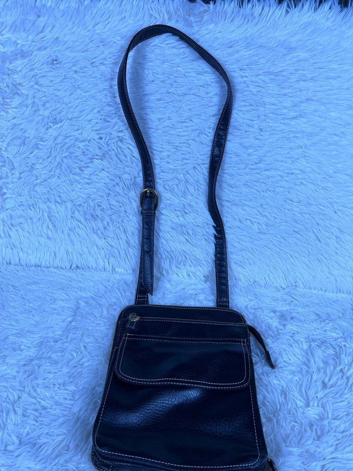 Relic Crossbody Bag Womens Black Pebbled Organizer Adjustable Strap Pockets - Image 4 of 4