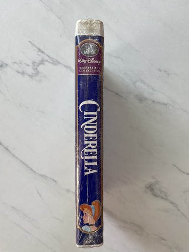 Walt Disney Masterpiece Cinderella Vhs tape rare New Collection Clambshell Vtg - Picture 3 of 8