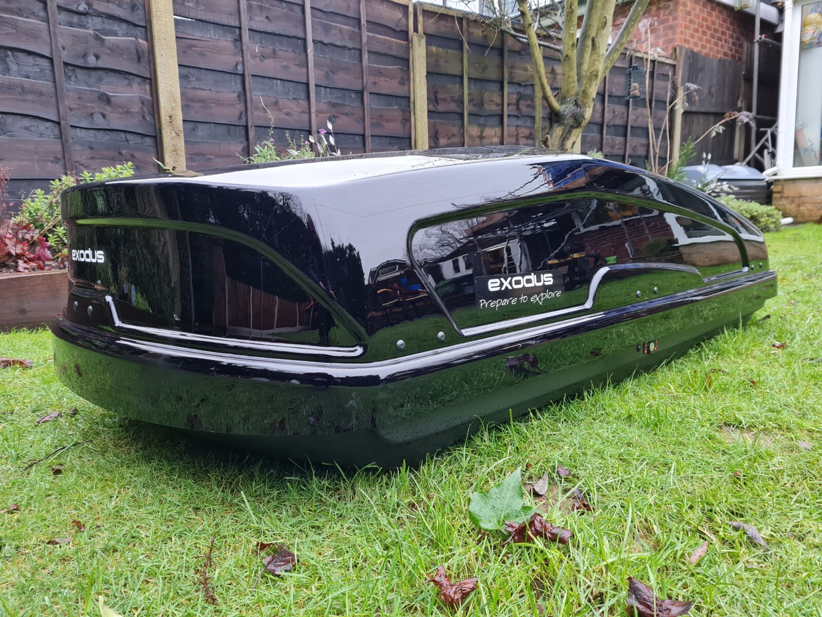 Exodus Halfords Advanced 470L Black Gloss Roof Box eBay