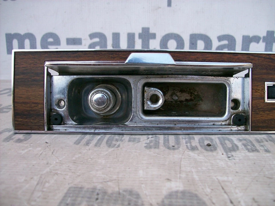 Cenicero interruptor de bloqueo trasero izquierdo Cadillac Sevilla 1976-1979 grano madera 1697102 Foto 3 de 4