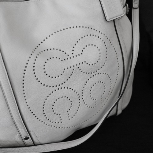 NWT COACH Audrey OP Art Perf White Leather Tote Shoulder Bag Purse NEW - Picture 4 of 11