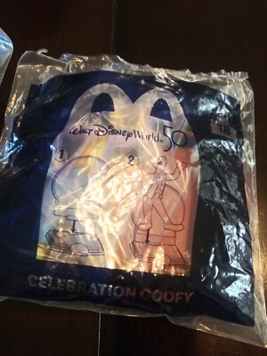 Celebration Goofy #18 McDonalds Happy Meal Toy Disney 50th Anniversary Brand New