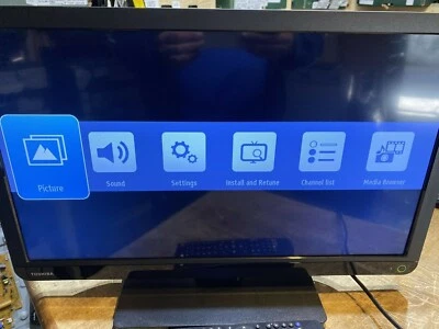 24” Toshiba 24w1333b led Slim TV FREEVIEW HDMI USB - Imagen 1 de 4
