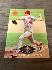 1995 Topps Stadium Club Virtual Reality Baseball Card #215 Kevin Brown (Q2)