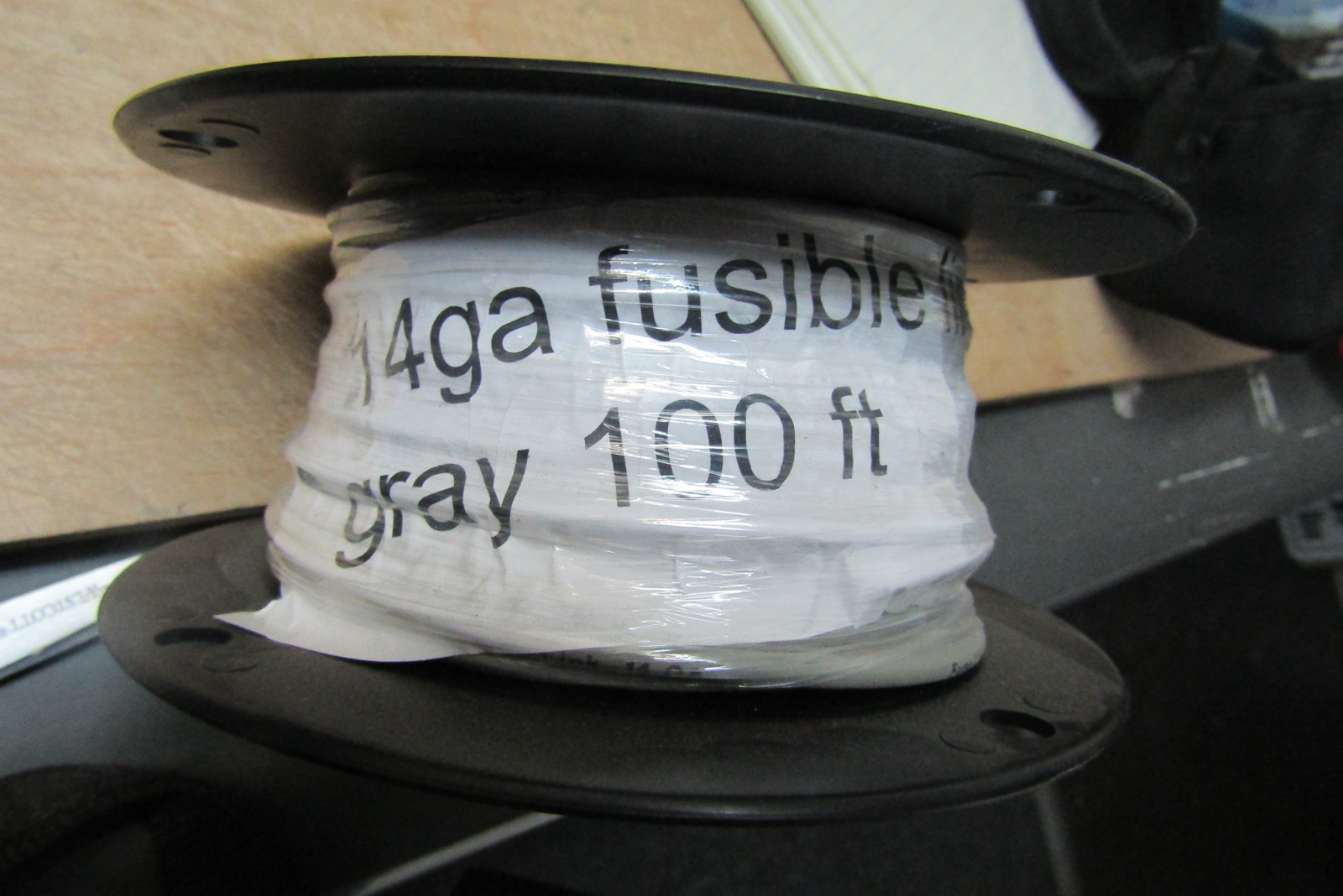 24** FT 14 GAUGE GREY FUSIBLE LINK WIRE ,1 COIL**,MADE IN USA.7.9