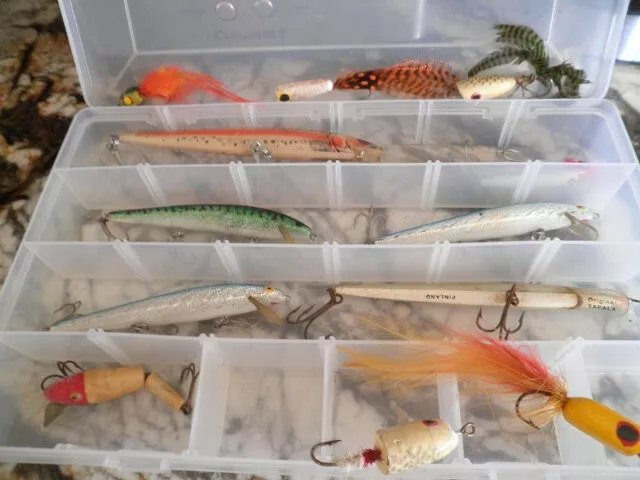 Large Vintage Lures lot and box. Repel Rapala L&S crankbait rare large  trout